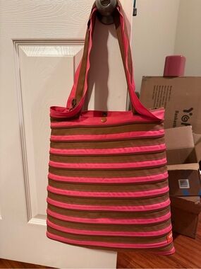 ZIPIT tote bag with matching wristlet